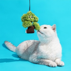 ZEZE Mini Pine Cone Pendant Cat Toy-Green - 1 of 4