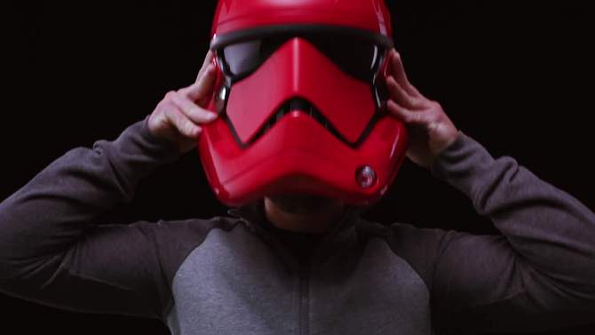 Star Wars The Black Series Galaxy&#39;s Edge Captain Cardinal Electronic Helmet, 2 of 9, play video