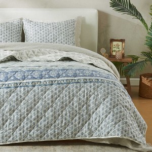 Patina Vie Vintage Floral Printed Quilt Set with Shams - 1 of 4