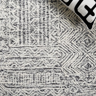 Hand-Tufted Abstract Round Wool Rug in Black/Ivory, 5' Diameter