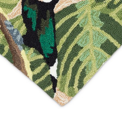 Handmade Black and Green Tropical Toucans Synthetic Rug 2' x 3'