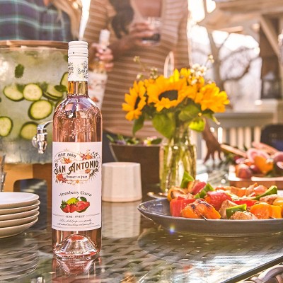 San Antonio Fruit Farm Strawberry Guava - 750ml Bottle