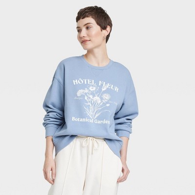 Women's Leisure Studio Oversized Graphic Sweatshirt - Universal Thread™