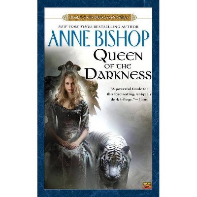 Queen of the Darkness - (Black Jewels) by  Anne Bishop (Paperback)