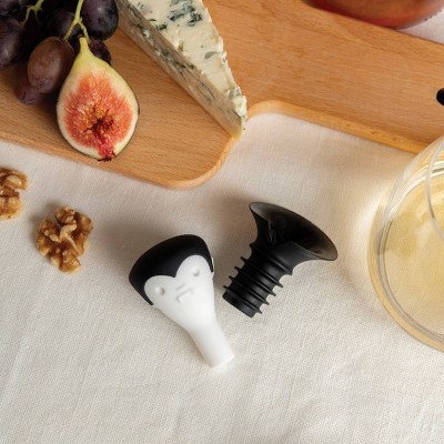 Ototo Count Corkula Wine Stopper and Pourer