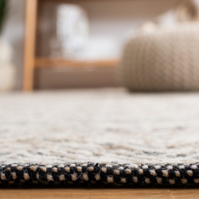 Bohemian Bliss Hand-Woven Kilim Wool Area Rug - Multicolor