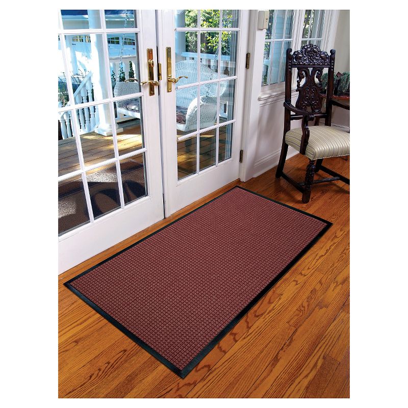 Burgundy Solid Doormat - (4&#39;x6&#39;) - HomeTrax, 3 of 5