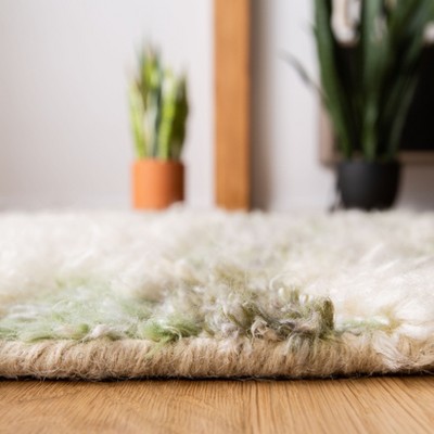 Ivory and Green Hand-Knotted Wool Shag Rug, 4' x 6'