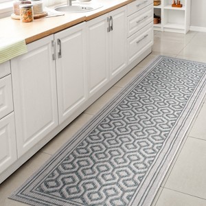 Marvao Diamond Trellis Indoor/Outdoor Area Rug - JONATHAN Y - 1 of 4