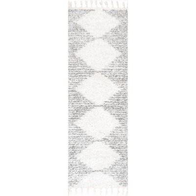 Nuloom Bria Moroccan Diamond Tassel Indoor Area Rug