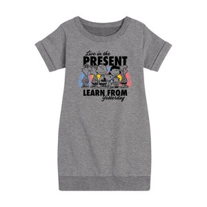 - Peanuts - Live In The Present Learn From Yesterday Graphic Short Sleeve Fleece Dress - 1 of 4