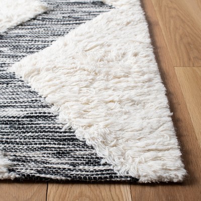 Ivory Elegance 4' x 6' Hand-Tufted Wool Area Rug