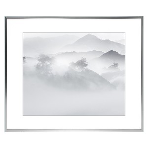 REGALWOVEN Aluminum Decor Picture Frame for Tabletop Display and Wall Hanging - 1 of 4