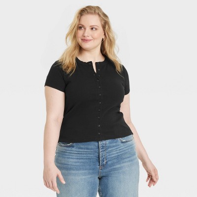 Women's Short Sleeve Button-Down T-Shirt - Universal Thread™