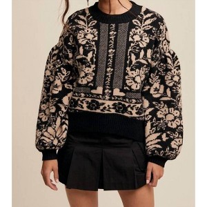 Women's Vintage Flower Crewneck Sweater - Listicle - 1 of 3
