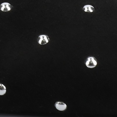black/stud
