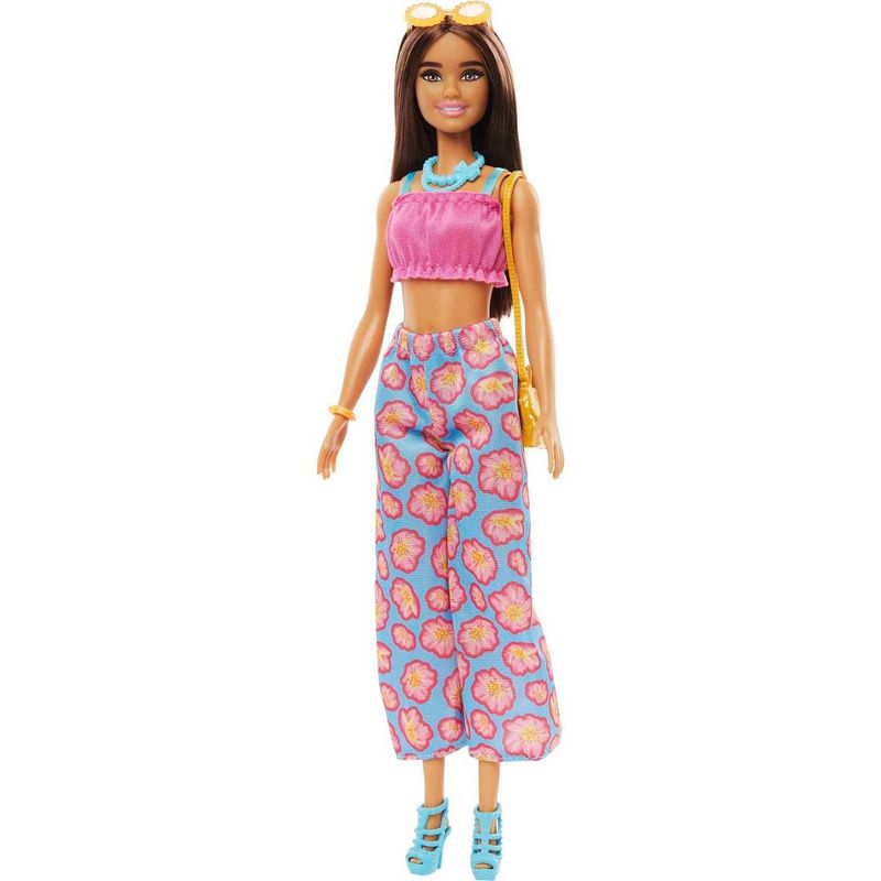 Barbie Doll and Fashion Advent Calendar, 24 Clothing and Accessory Surprises, 3 of 7