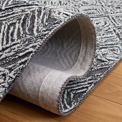 Black and Ivory Hand-Tufted Wool 8' x 10' Area Rug