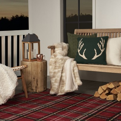 Red Plaid Rectangular Synthetic Area Rug 7' x 10'