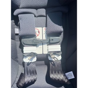 Bucklebuddeez Infant Car Seat Strap Aligner Accessory - 1 of 3