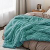 Bedsure | PV Fleece Blanket  a Chic Addition with Brushed Longfur - 4 of 4