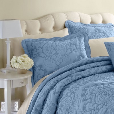 Amelia Ivory Quilted Damask Full Bedspread with Scalloped Border