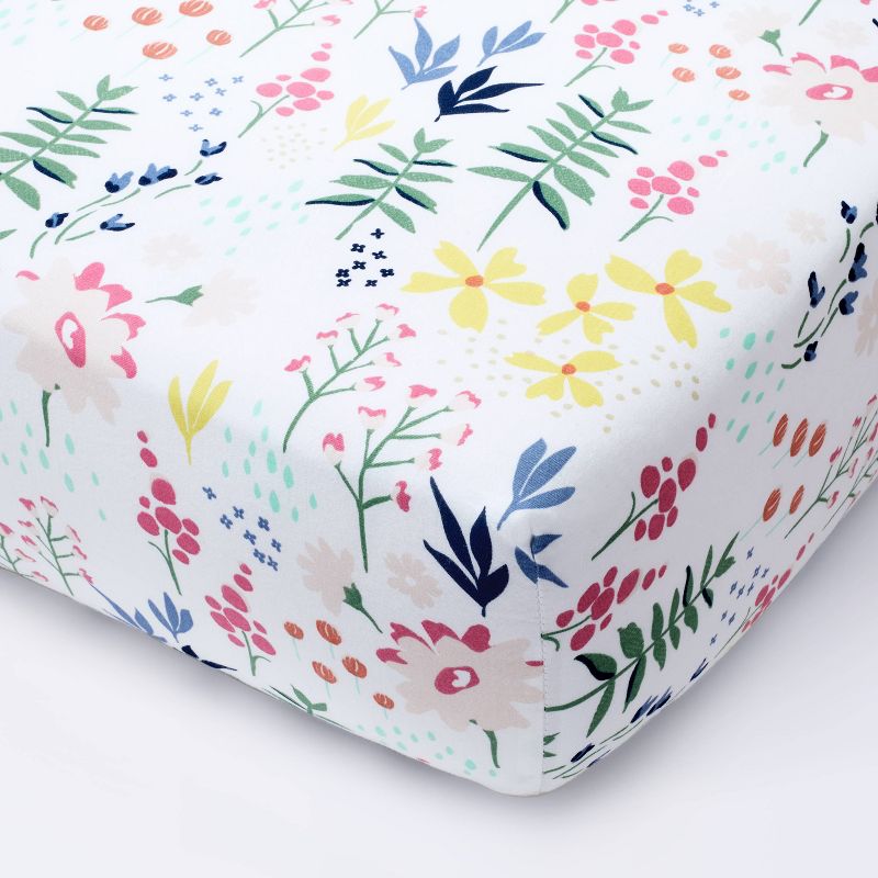 Fitted Crib Sheet Wildflower - Cloud Island&#8482; White Floral, 1 of 7