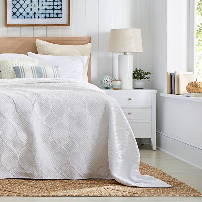 target white bed