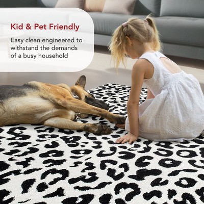 Dark Grey Tufted Leopard Print 8' x 10' Synthetic Area Rug