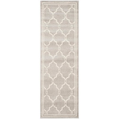 Amherst AMT414 Power Loomed Indoor Rug -Safavieh