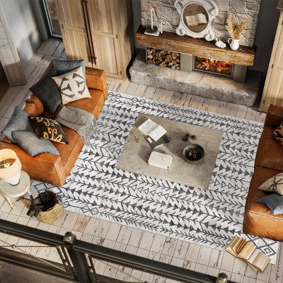 Bohemian Geometric Black/Ivory Synthetic 4' x 6' Easy-Care Rug