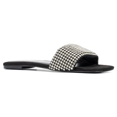 Fashion To Figure Women's Gia Flat Sandal - Wide Width