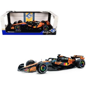 McLaren MCL39 #81 Oscar Piastri 