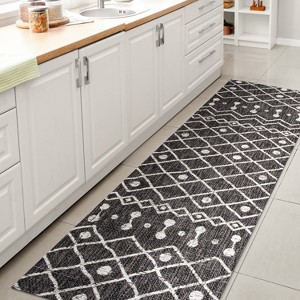 Nokat Modern Bohemian Inspired Indoor/Outdoor Area Rug - JONATHAN Y - 1 of 4