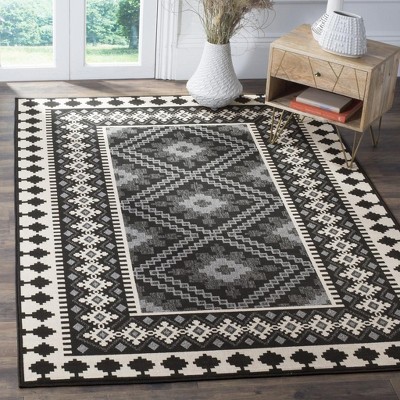 Reversible Easy-Care Black & Cream Synthetic Area Rug, 5' x 7'