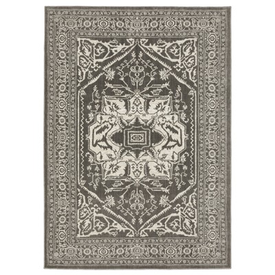 Oriental Weavers Intrigue INT04 Grey/ Ivory Indoor Area Rug - 5'3" x 7'6"