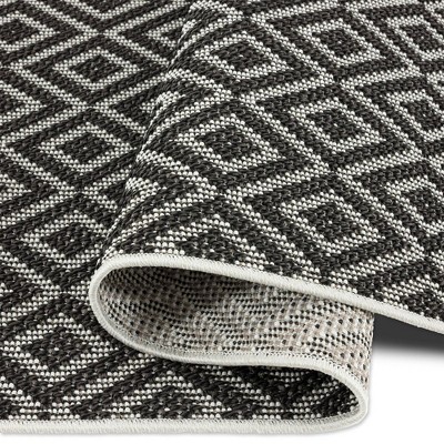 Charcoal and Cream Diamond Synthetic 6' x 9' Area Rug