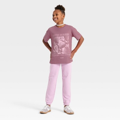 Детские Cat & Jack Girls' Short Sleeve Oversized Berries Graphic T-Shirt - Cat & Jack™ Purple M — фото 3