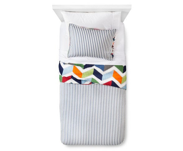 Daniel Quilt Bedding Collection - Sheringham Road&#153;