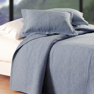 C&F Home Colonial Blue Full/Queen Matelassé Quilt - 1 of 3