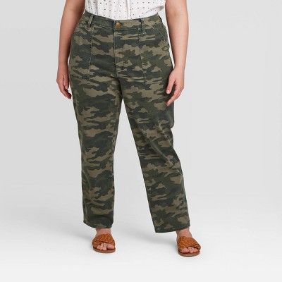 plus size women's camouflage cargo pants