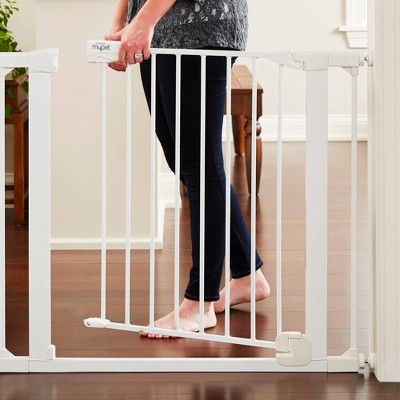 Extra-Wide White Metal Auto-Close Baby Gate
