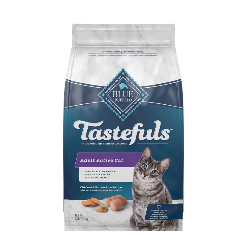 Blue Buffalo Tastefuls Active Natural Adult Dry Cat Food with Chicken, 1 of 7