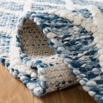 Coastal Charm Hand-Tufted Blue and Ivory Wool 6' Square Rug