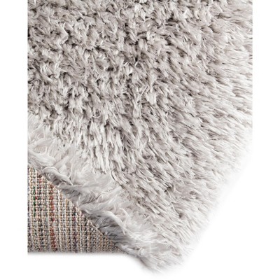 Silver Screen Oval 4' x 6' Shag Synthetic Rug