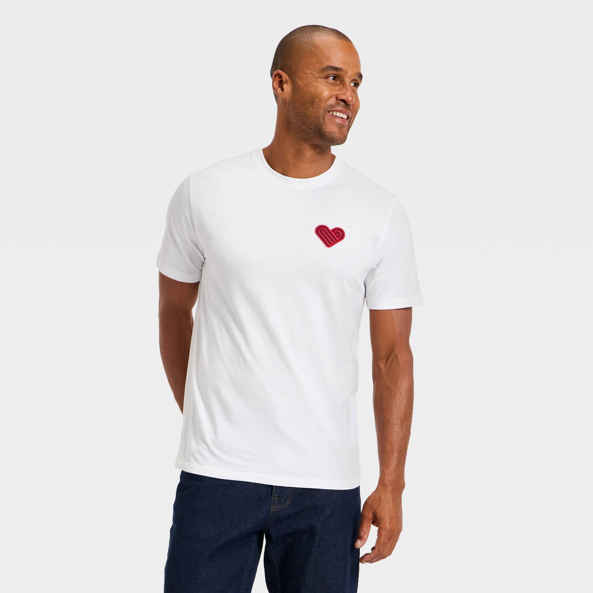 Men's Heart Short Sleeve Crewneck Graphic T-Shirt - Goodfellow & Co™ White
