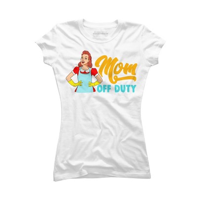 Junior's Design By Humans Mom Off Duty Cartoon By savariya T-Shirt