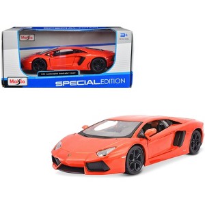 Lamborghini Aventador LP700-4 Orange 1/24 Diecast Model Car by Maisto - 1 of 4