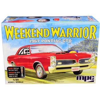 Skill 3 Model Kit 1967 Pontiac GTO "Weekend Warrior" 3 in 1 Kit 1/25 Scale Model by MPC