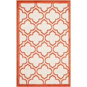 Amherst AMT412 Power Loomed Indoor Rugs - Safavieh - 1 of 4